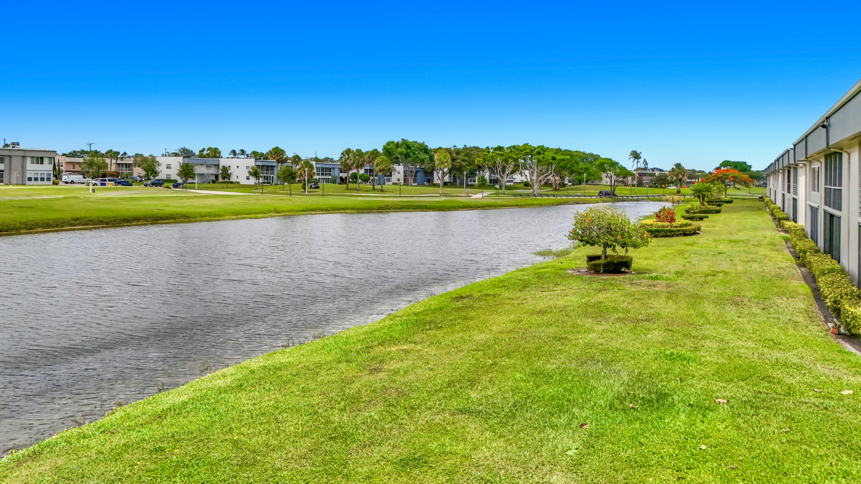 KINGS POINT PIEDMONT CONDOS - Residential