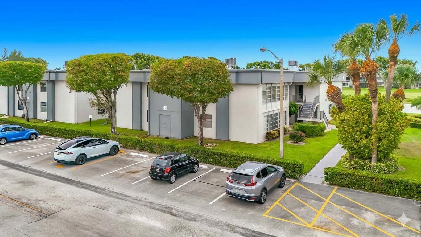 KINGS POINT PIEDMONT CONDOS - Residential