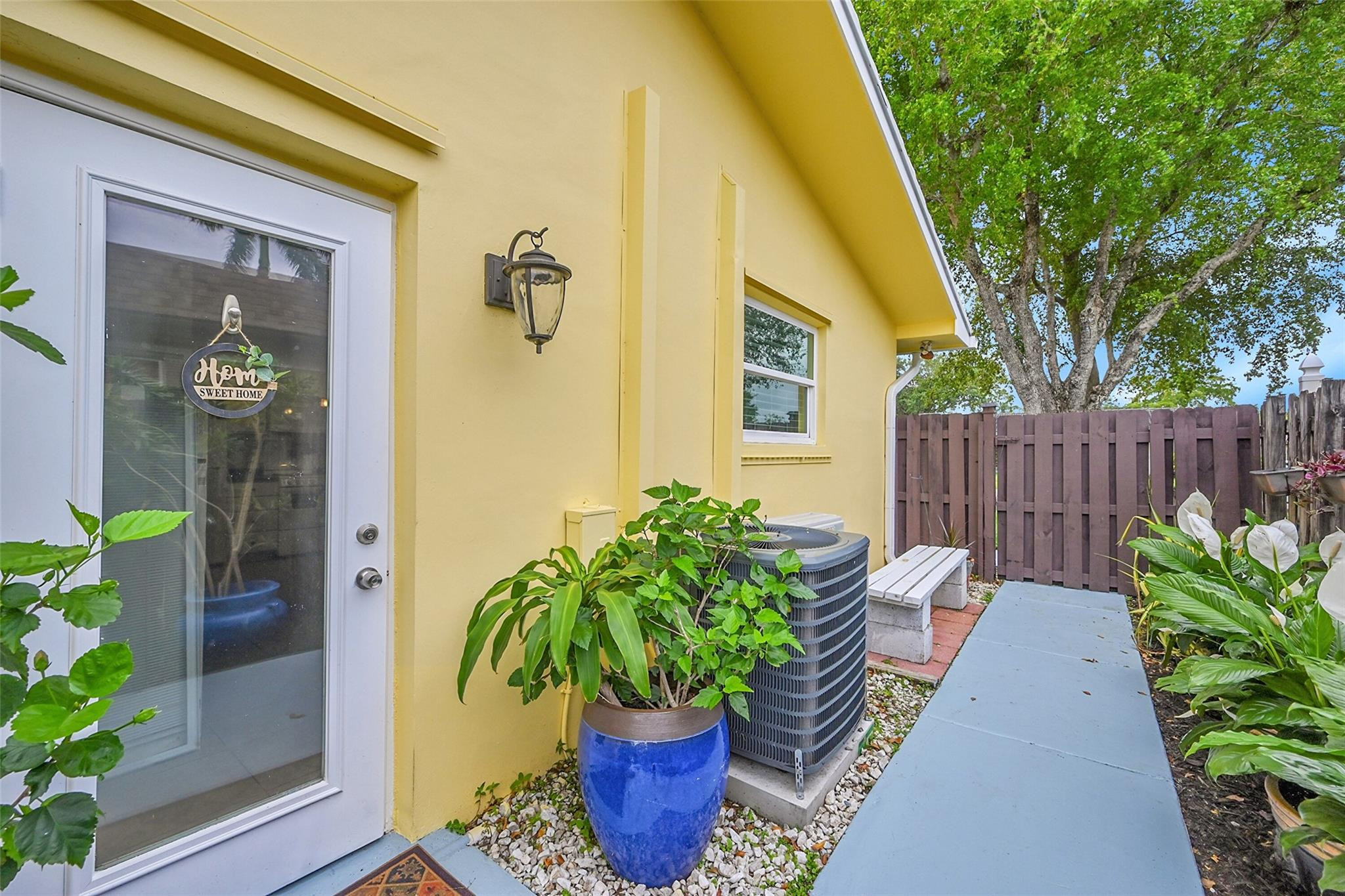 LAKEVIEW ESTATES SEC 1 REPLAT - Residential