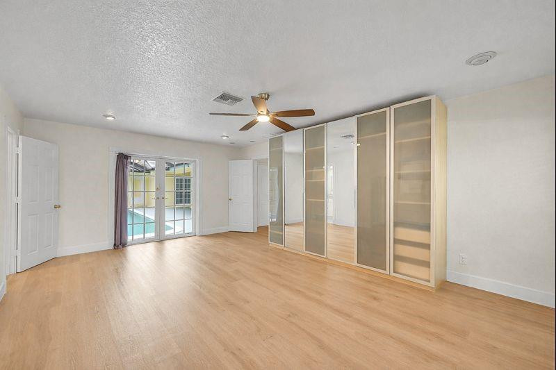 LAKEVIEW ESTATES SEC 1 REPLAT - Residential