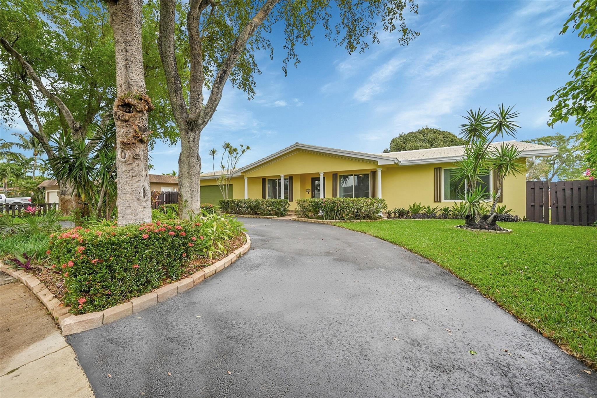 LAKEVIEW ESTATES SEC 1 REPLAT - Residential