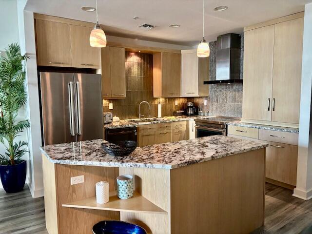 EDGE CONDO - Residential Lease