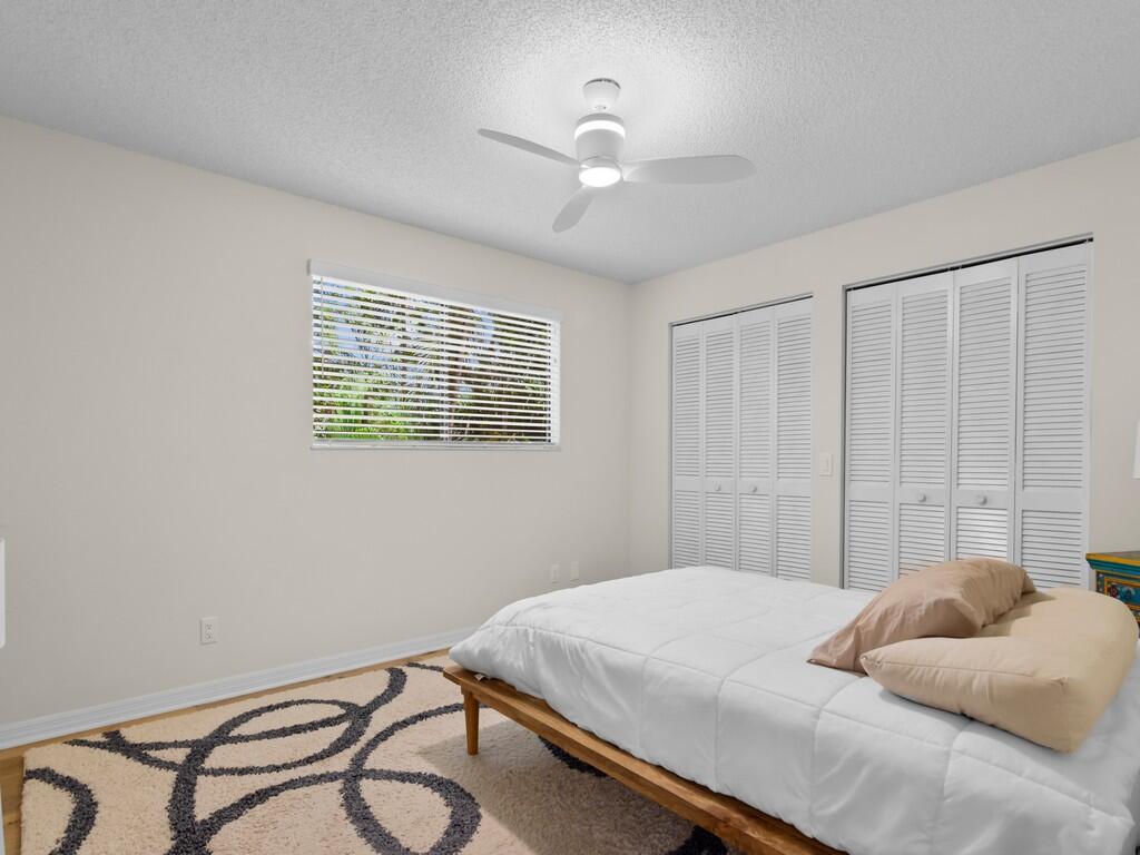 PINE CREEK CONDO III - Residential