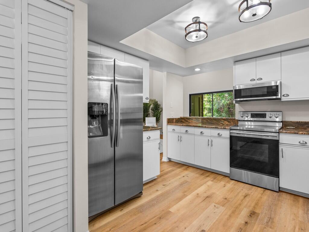 PINE CREEK CONDO III - Residential