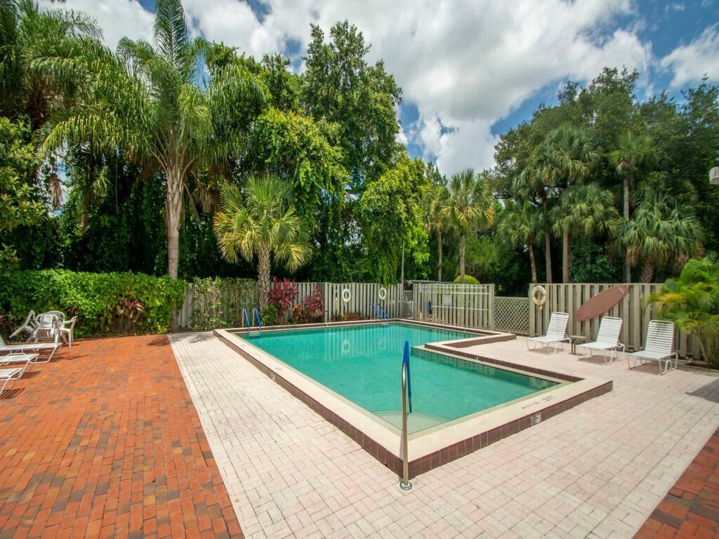 PINE CREEK CONDO III - Residential