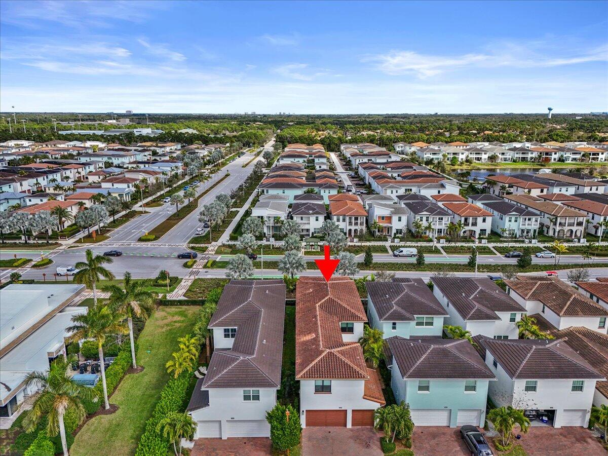 ALTON NEIGHBORHOOD - Residential