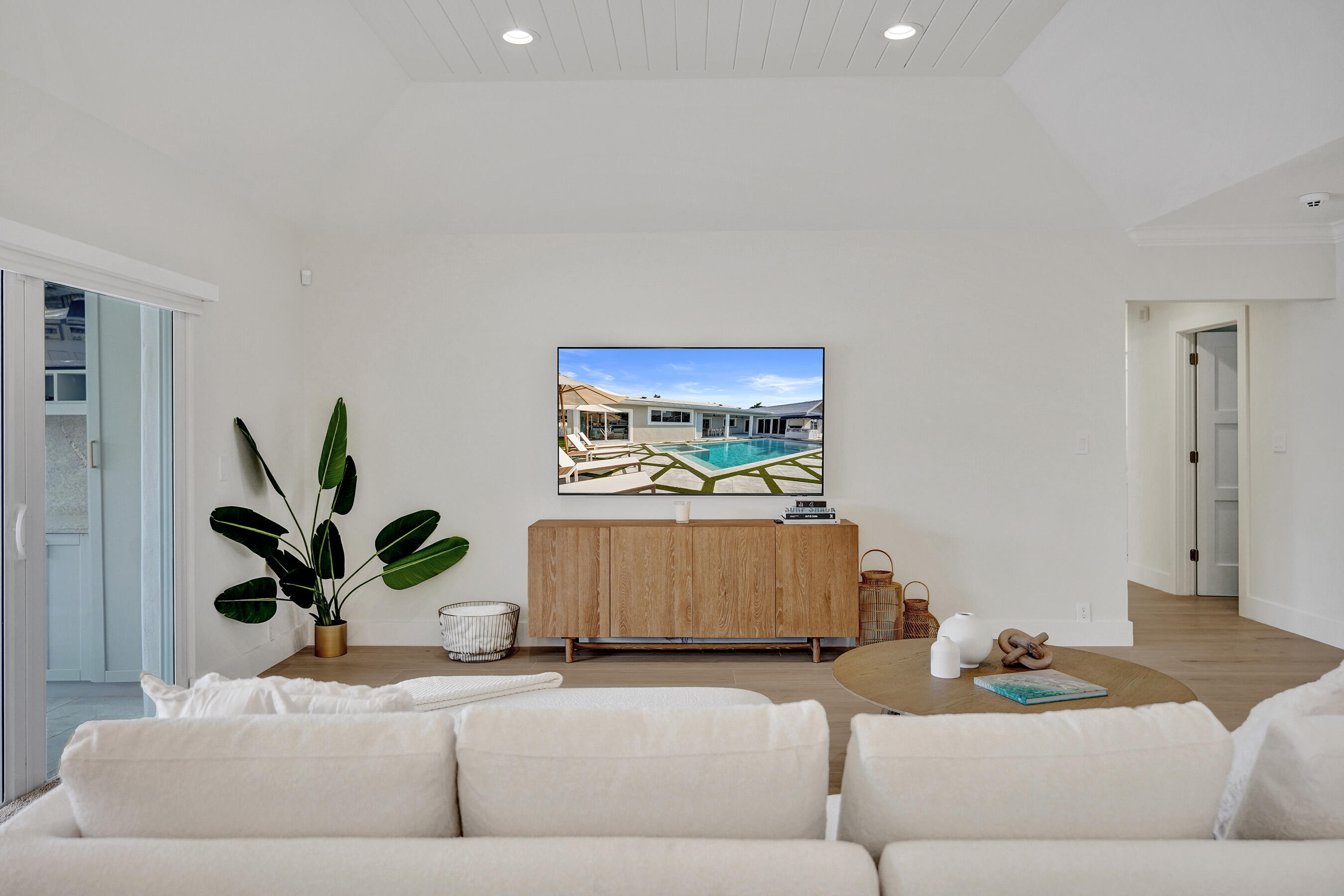 TROPIC ISLE 4TH SEC - Residential