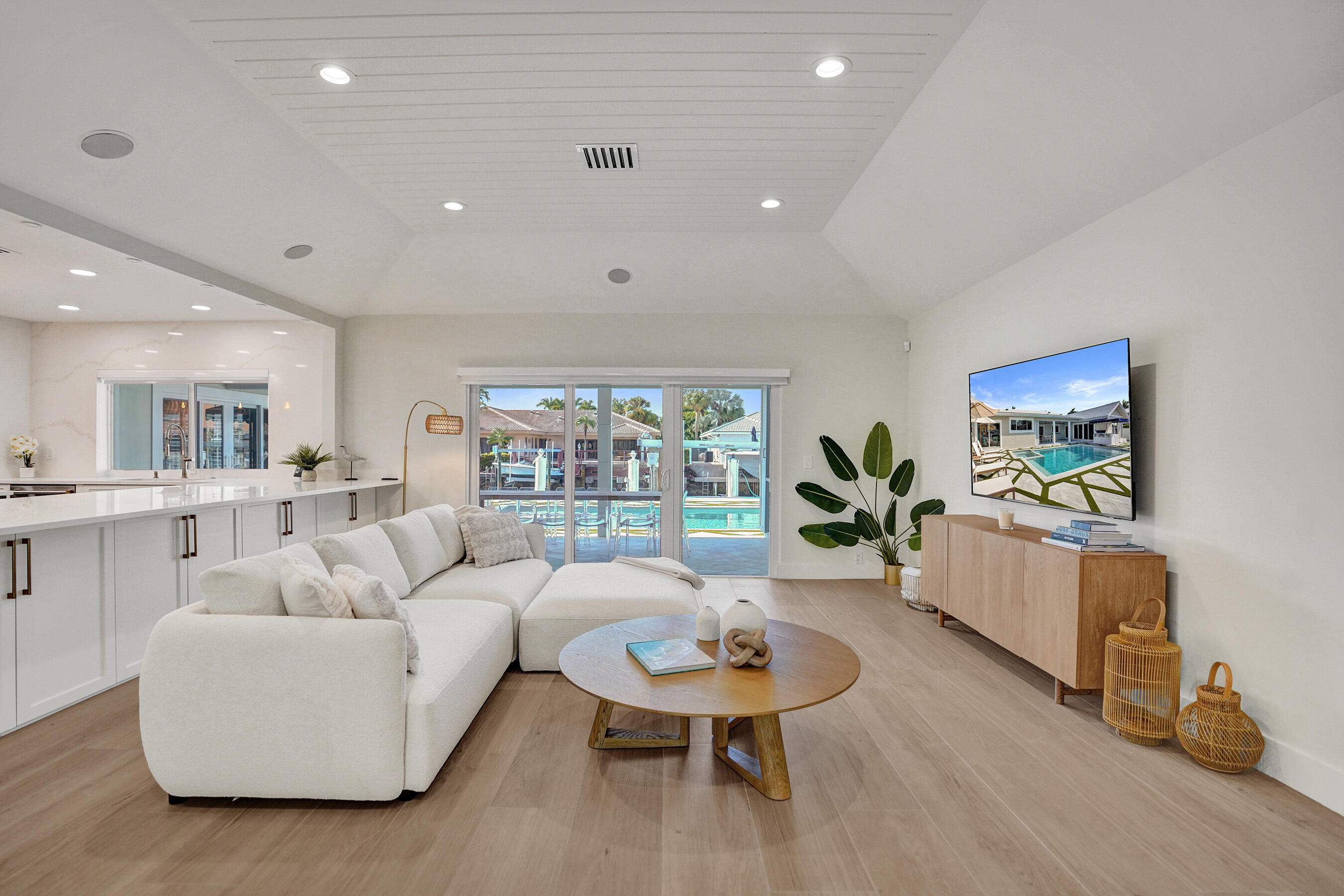 TROPIC ISLE 4TH SEC - Residential