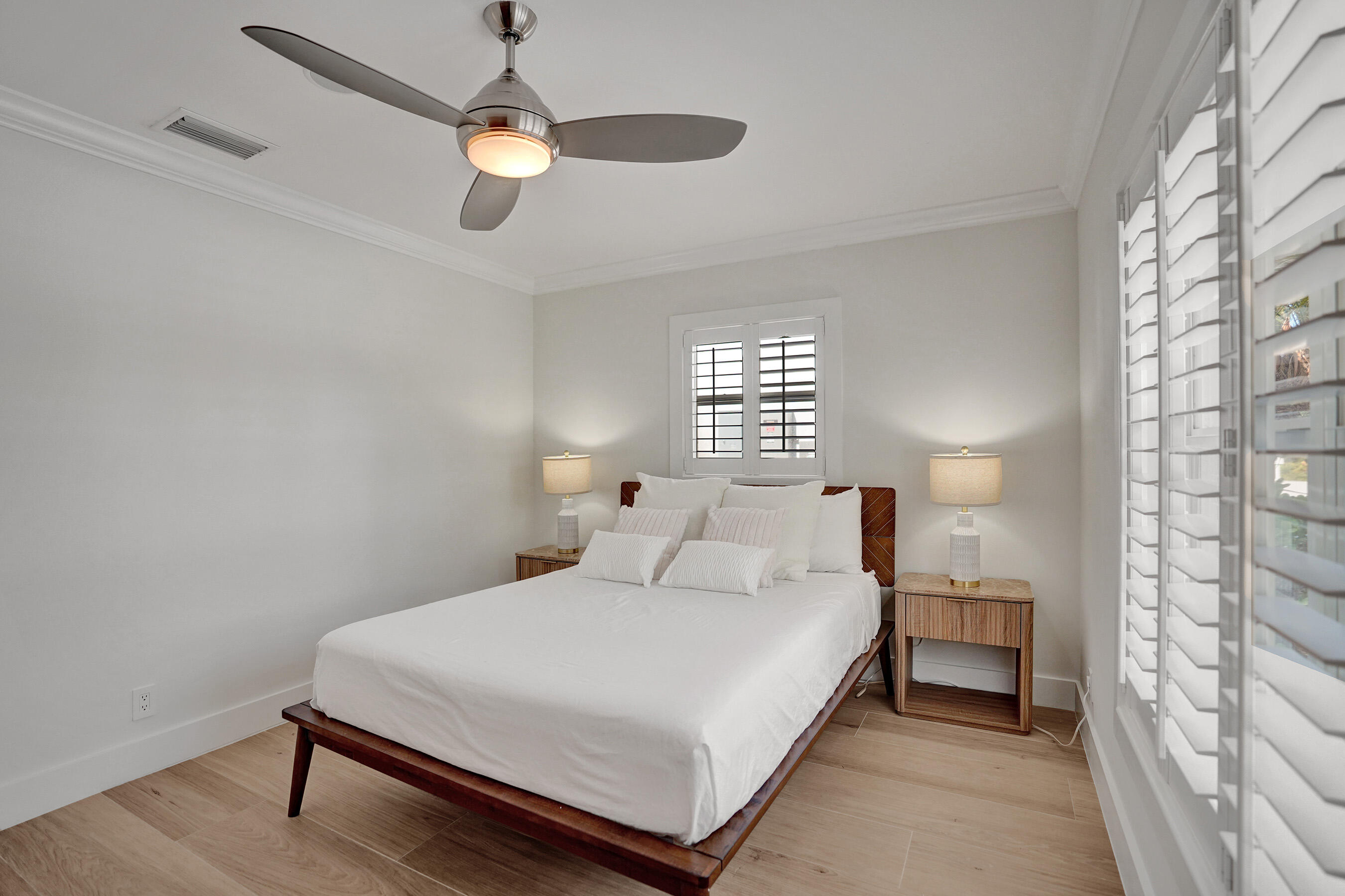 TROPIC ISLE 4TH SEC - Residential