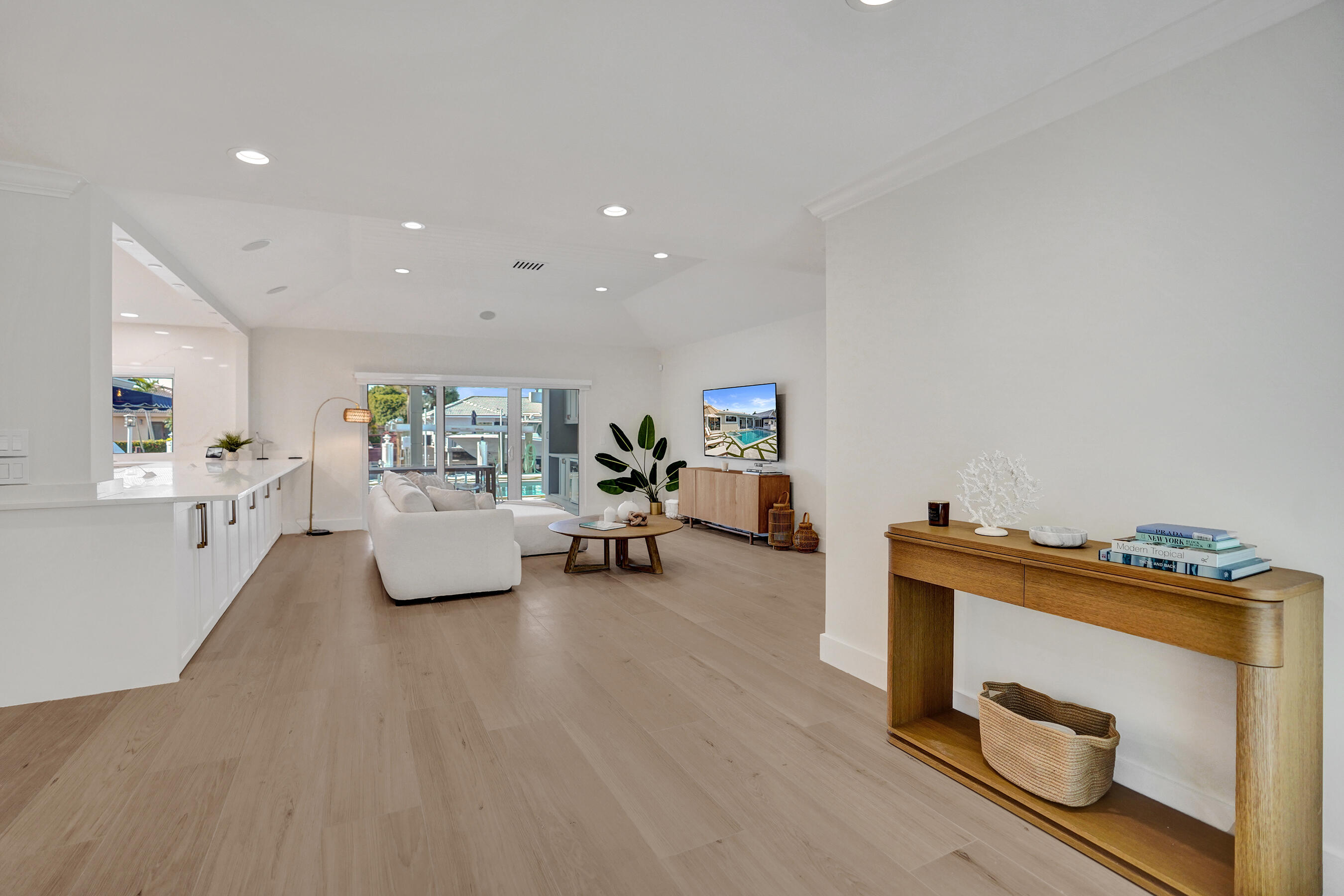 TROPIC ISLE 4TH SEC - Residential