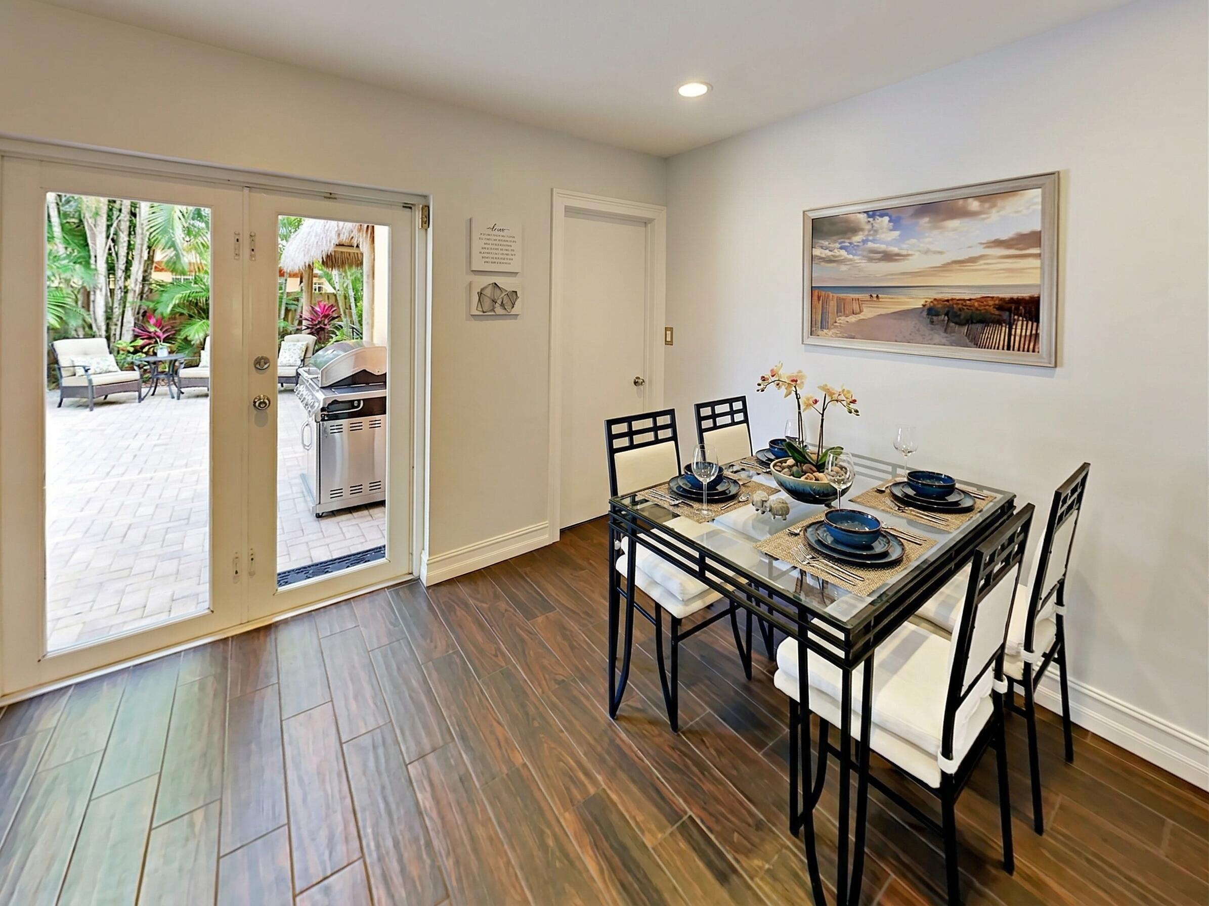 MARILYNN GARDENS - Residential Lease