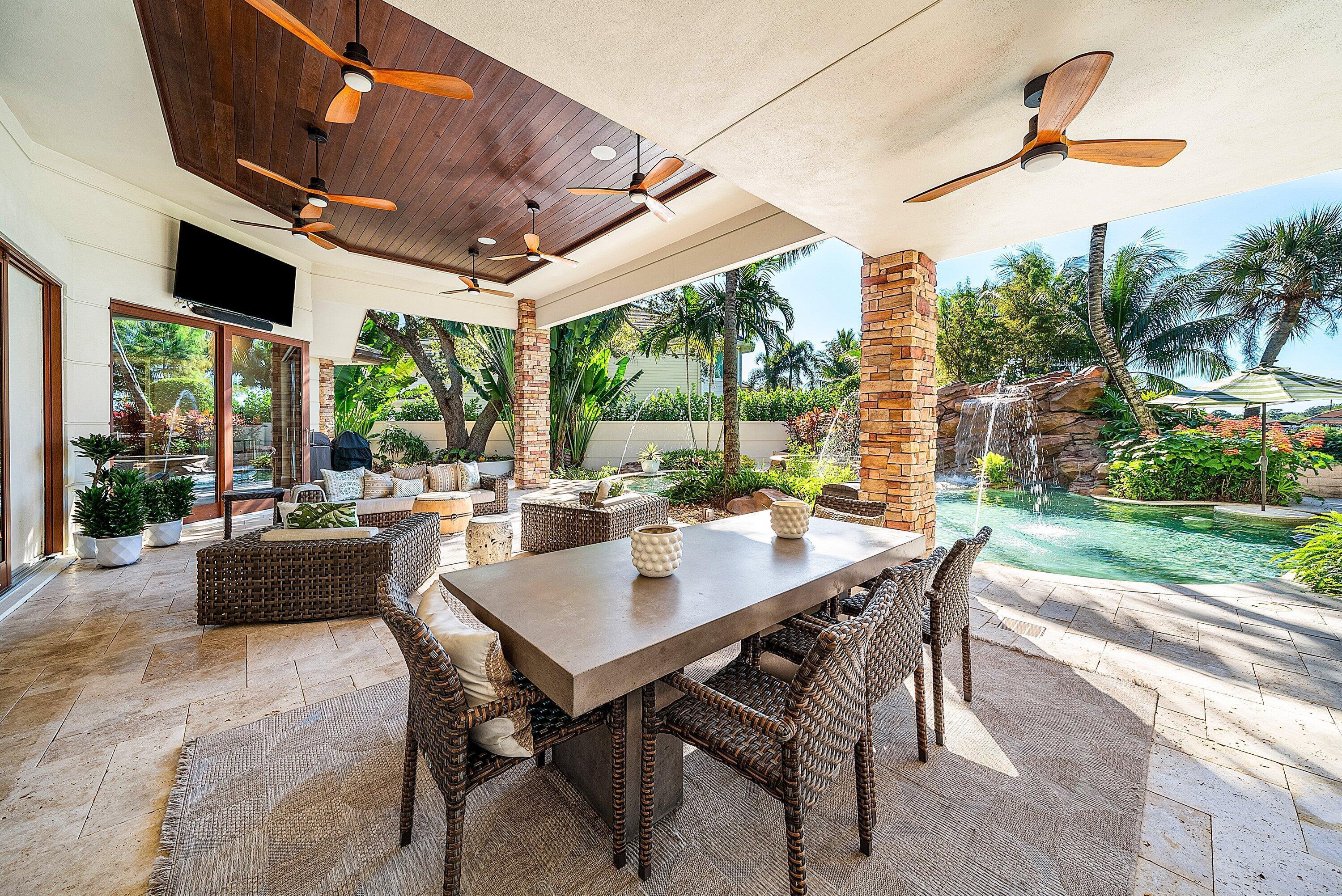 RIVER RIDGE (TEQUESTA) - Residential