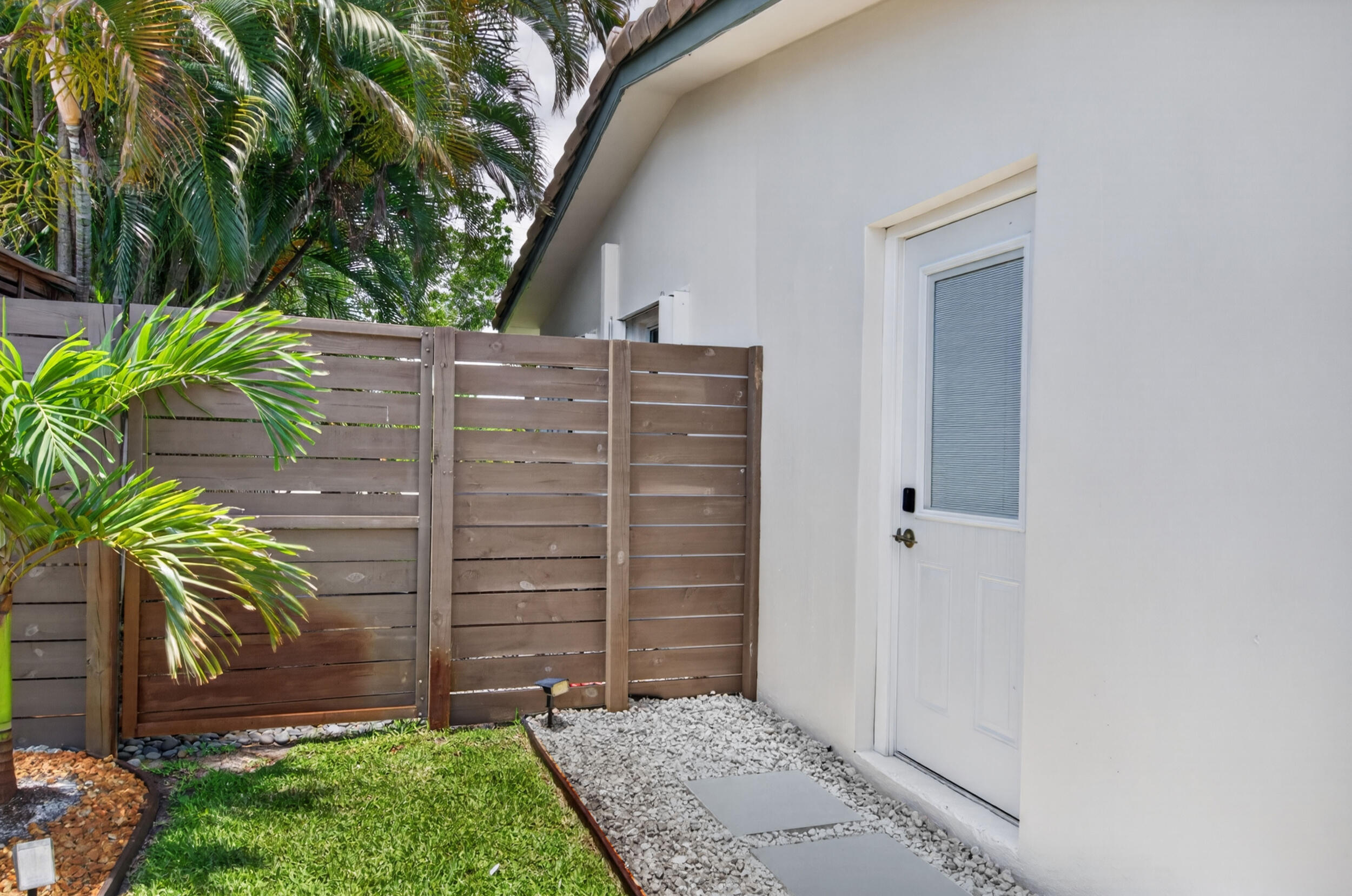 CORAL HEIGHTS SEC 3 - Residential