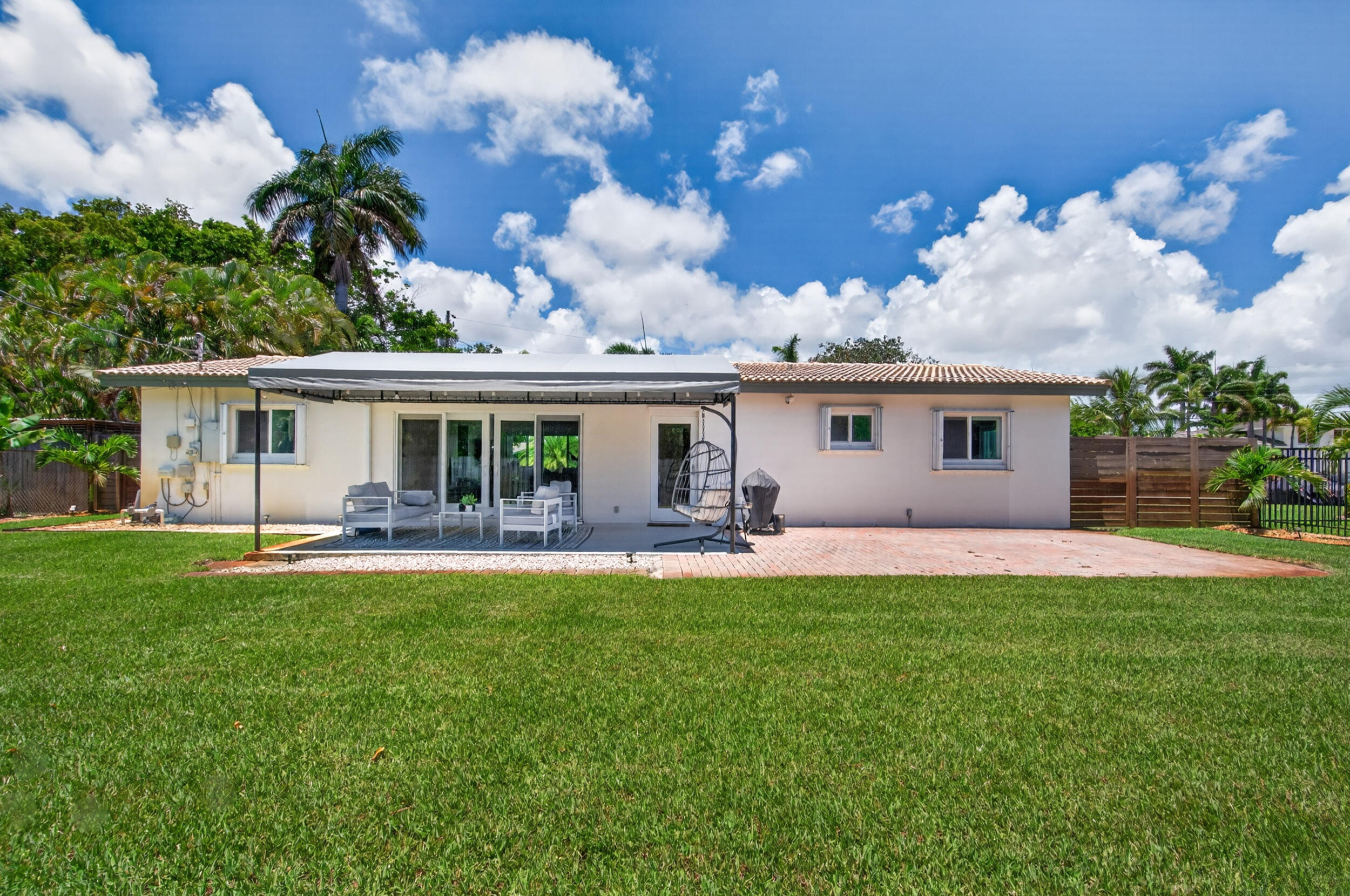 CORAL HEIGHTS SEC 3 - Residential