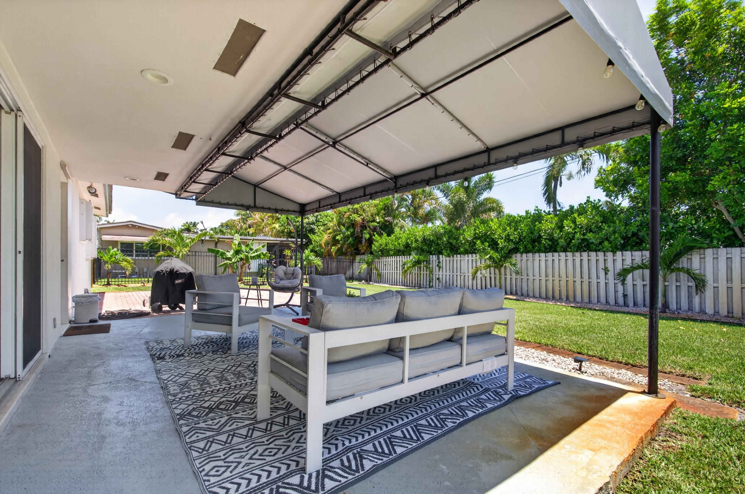 CORAL HEIGHTS SEC 3 - Residential