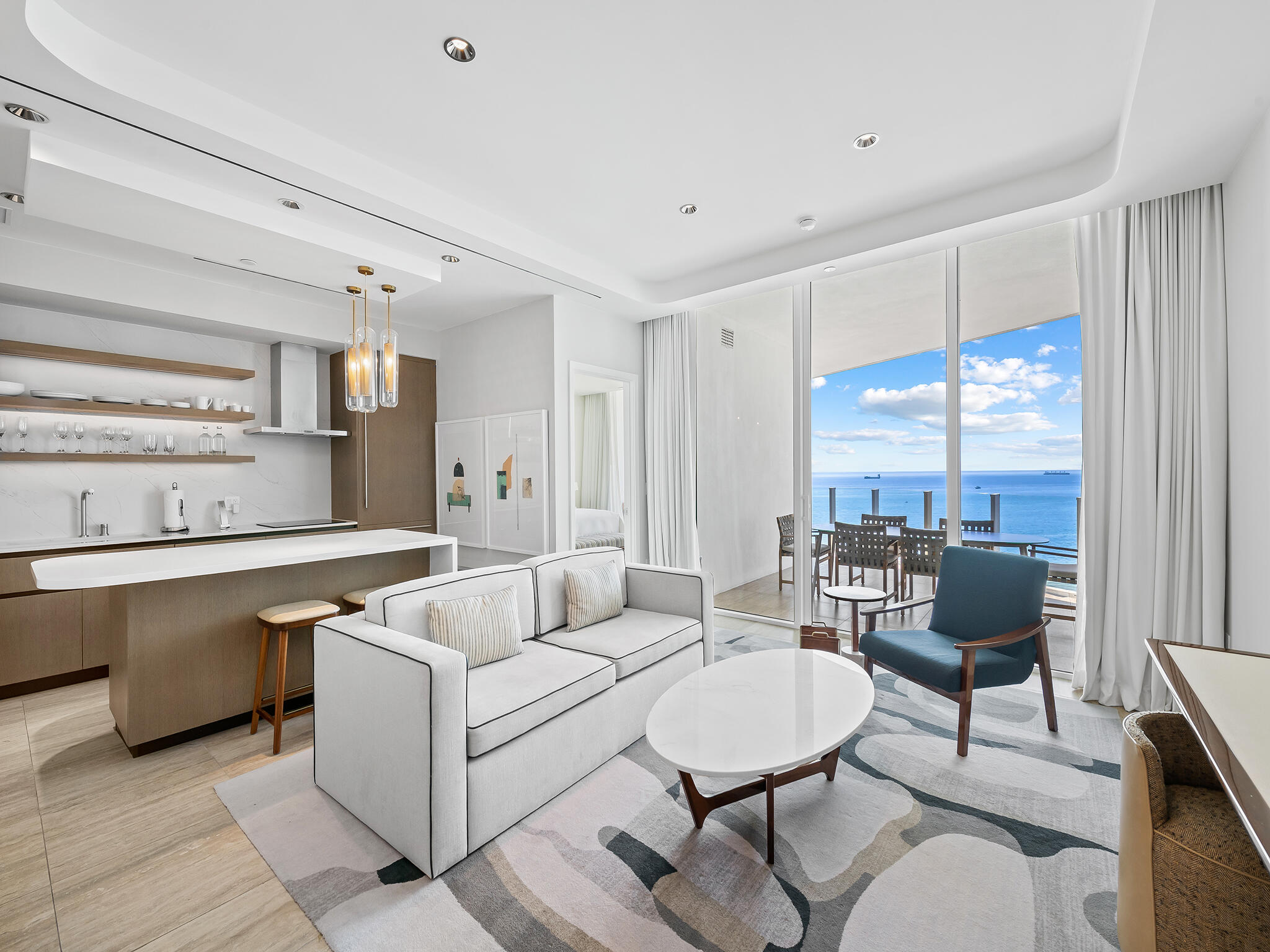 Four Seasons - Residential