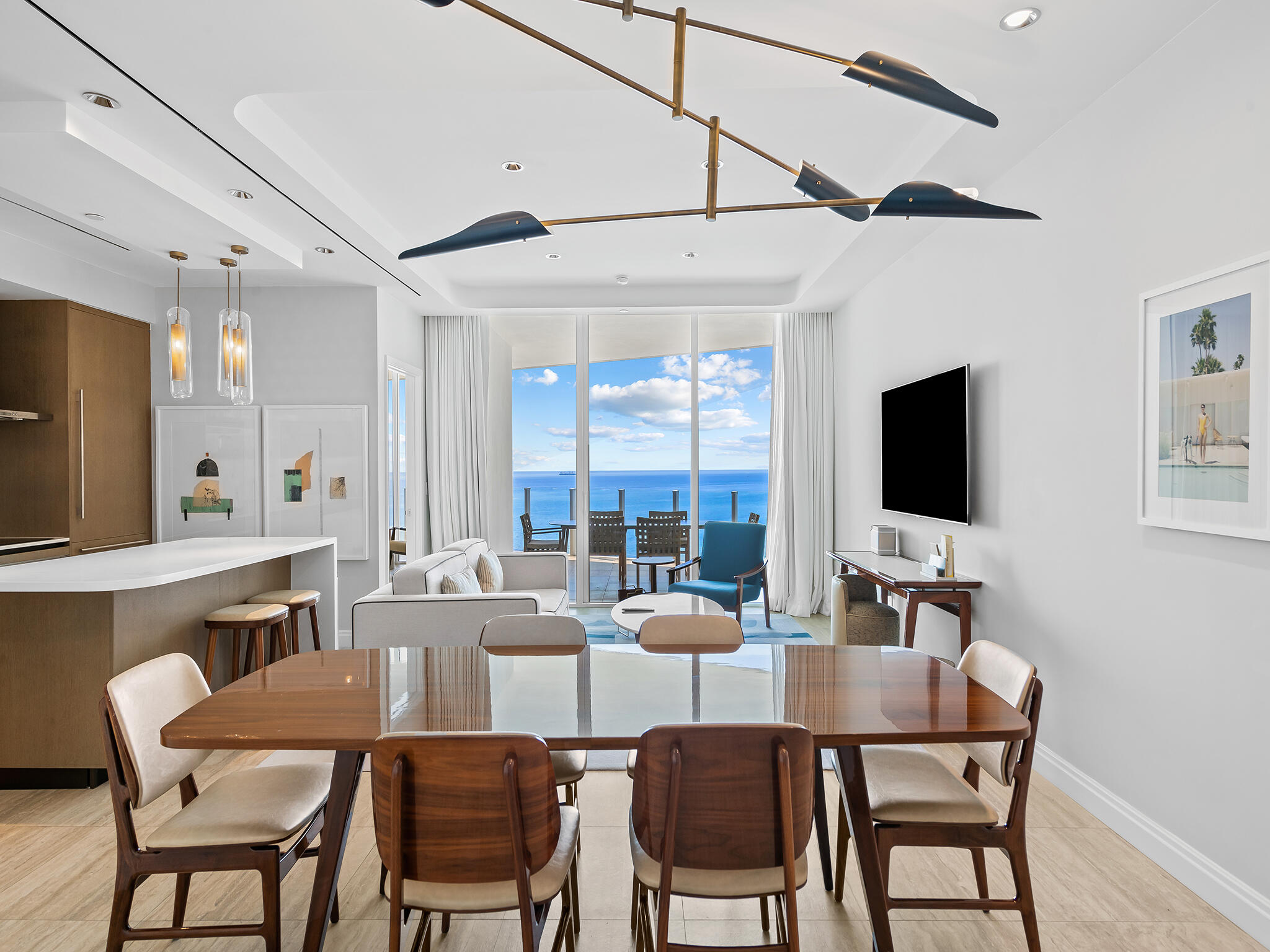 Four Seasons - Residential