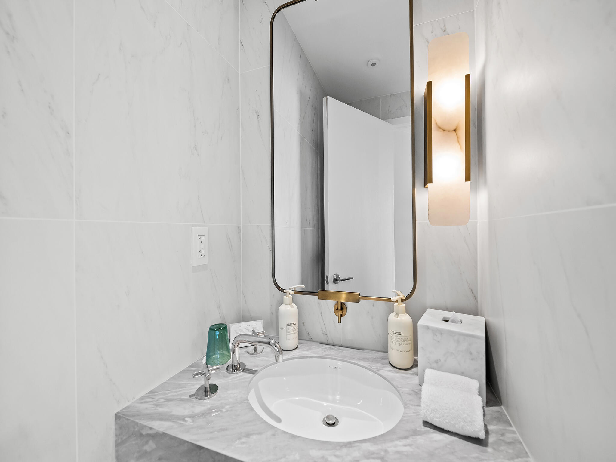 Four Seasons - Residential