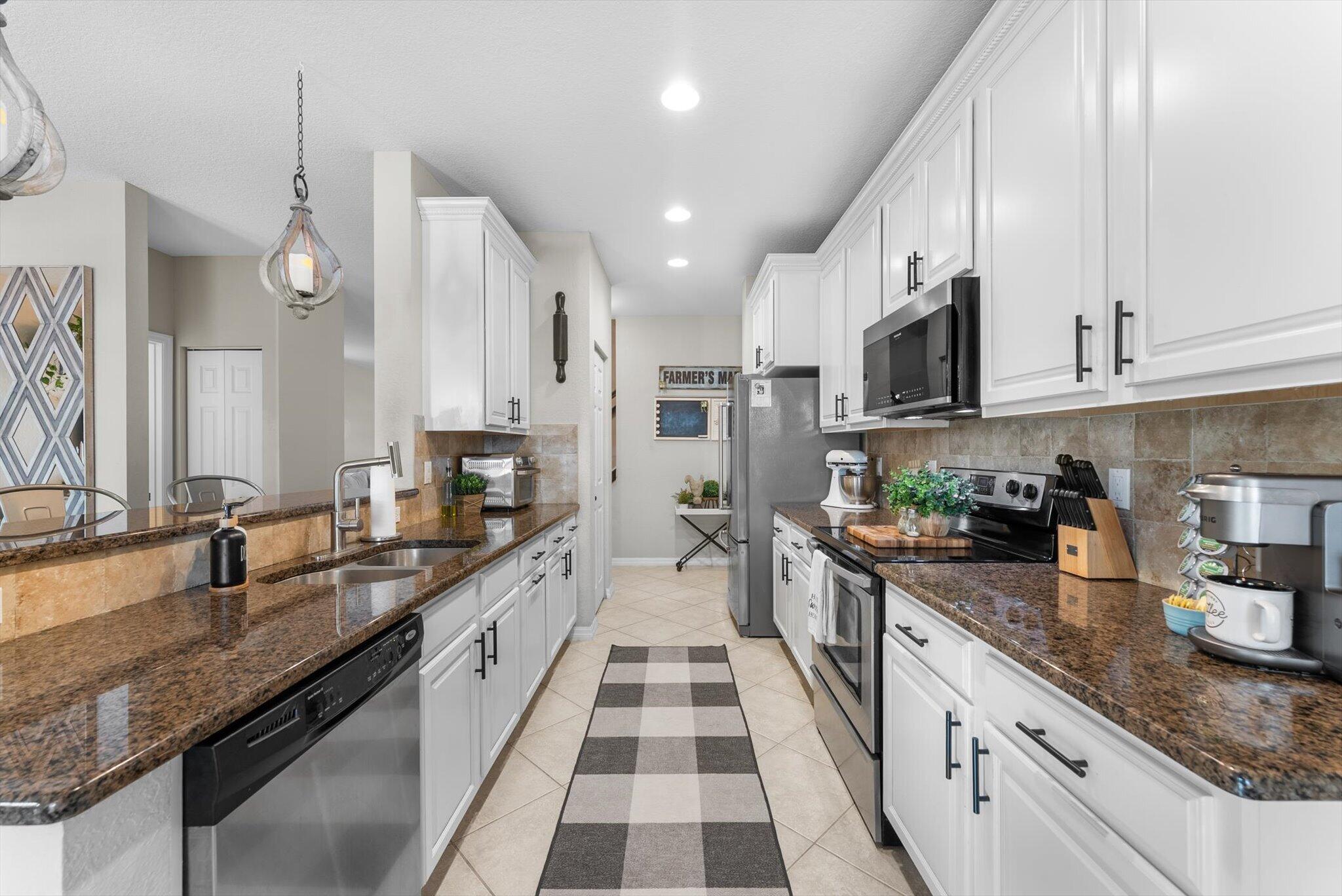 OAKMONT ESTATES PUD - Residential