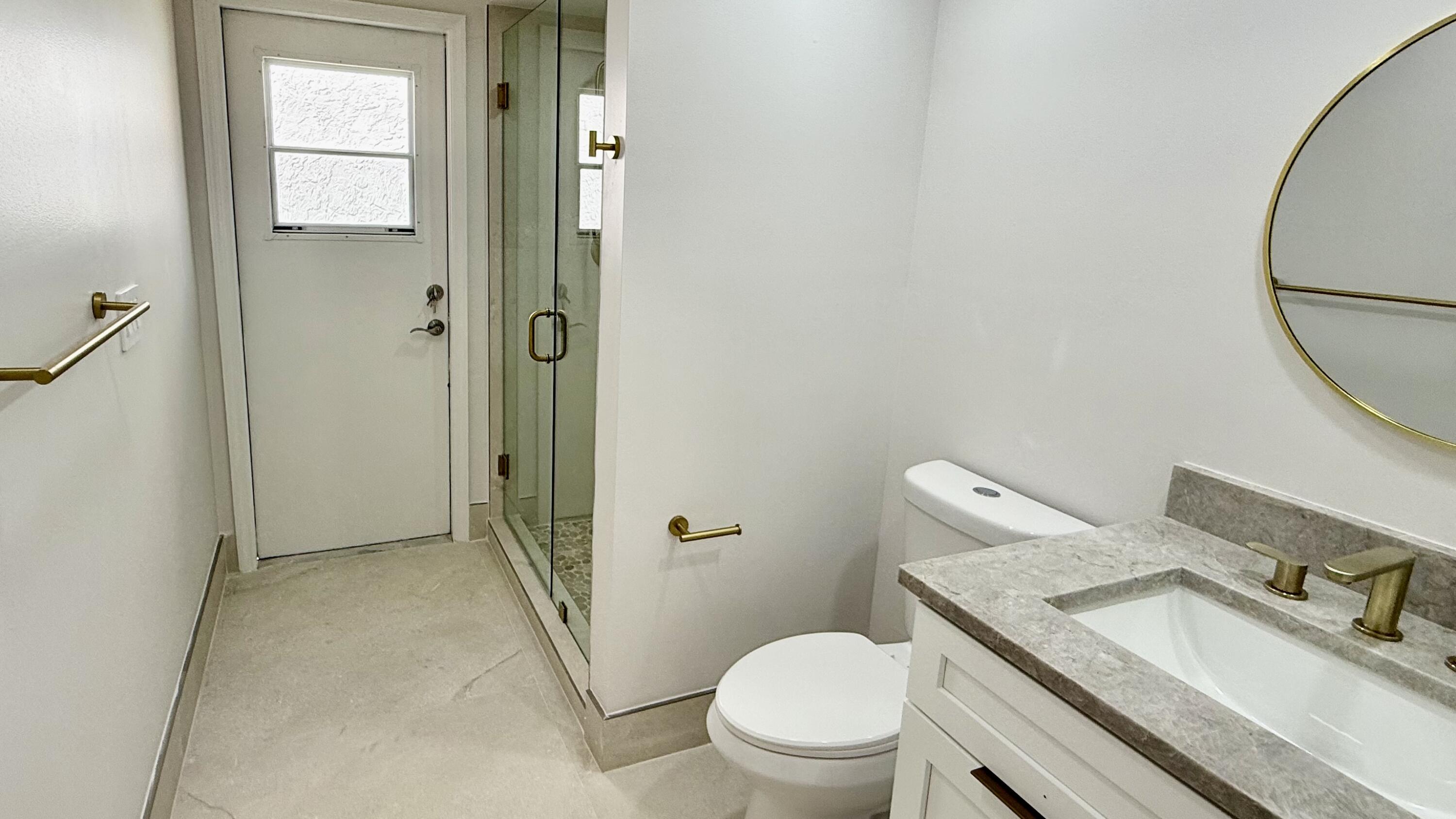 CRYSTAL POINTE 4 - Residential
