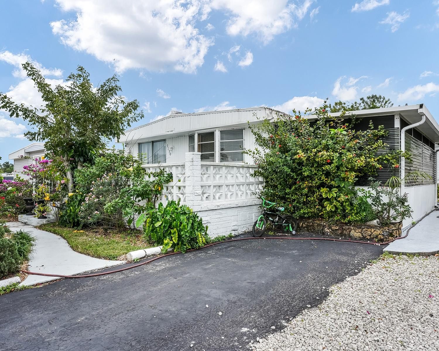RAVENSWOOD ESTATES & MARINAS - Residential