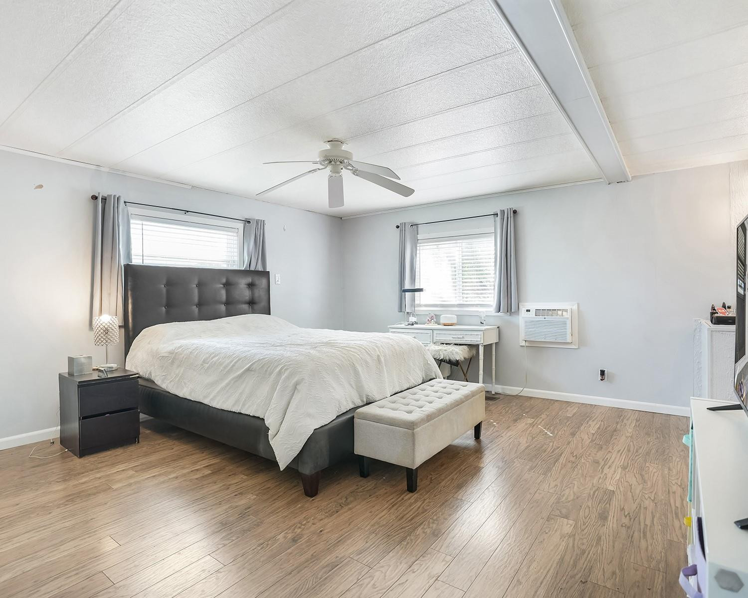 RAVENSWOOD ESTATES & MARINAS - Residential