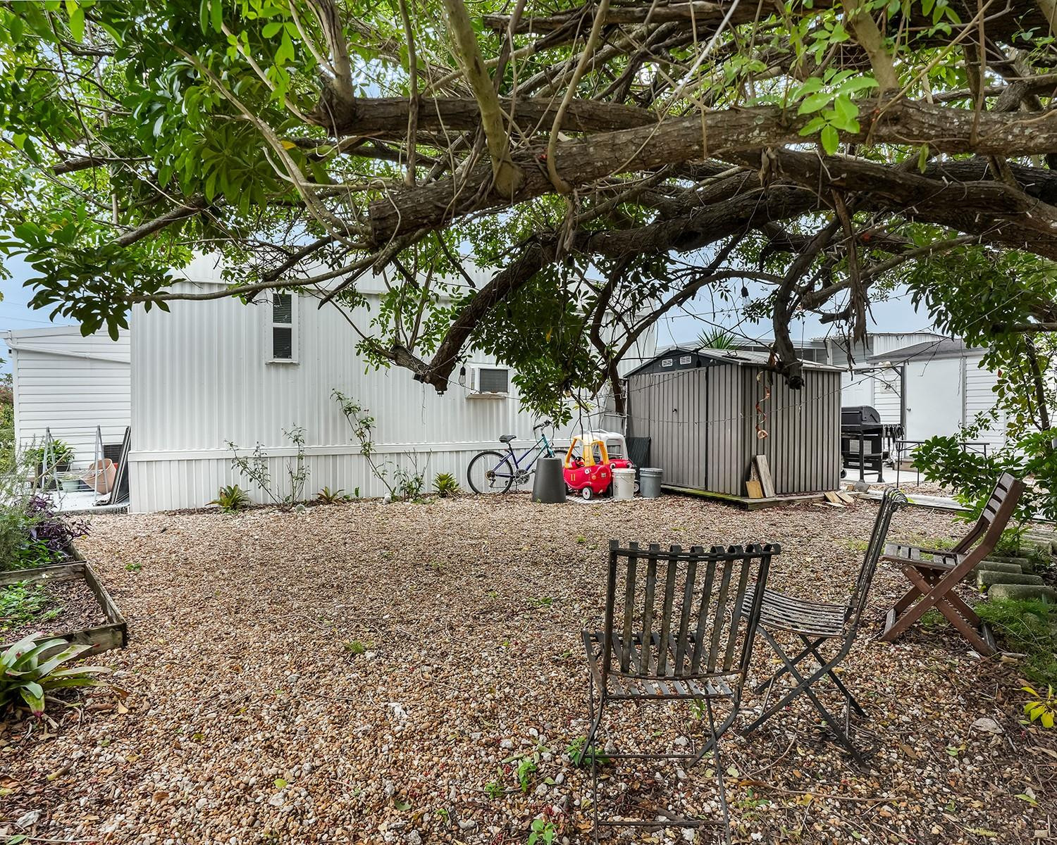 RAVENSWOOD ESTATES & MARINAS - Residential