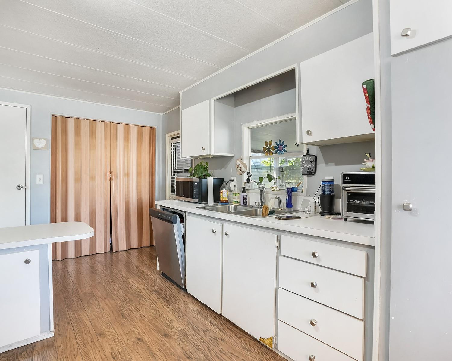 RAVENSWOOD ESTATES & MARINAS - Residential