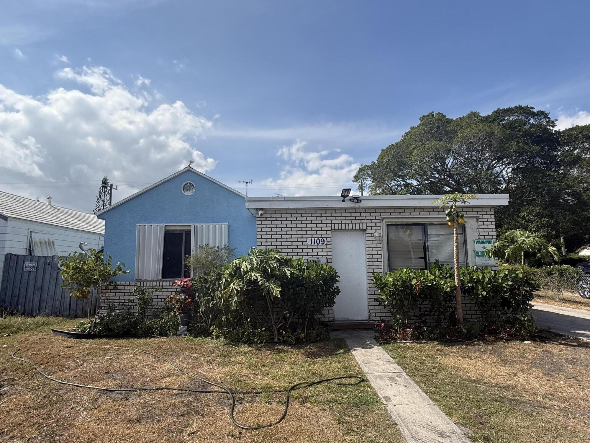 LAKE WORTH TOWN OF - Residential