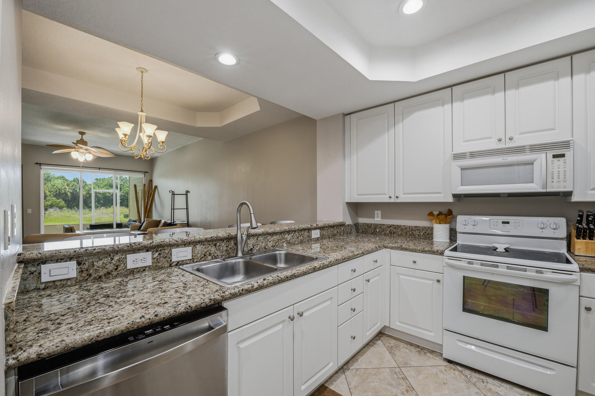 SAWGRASS VILLAS CONDO - Residential