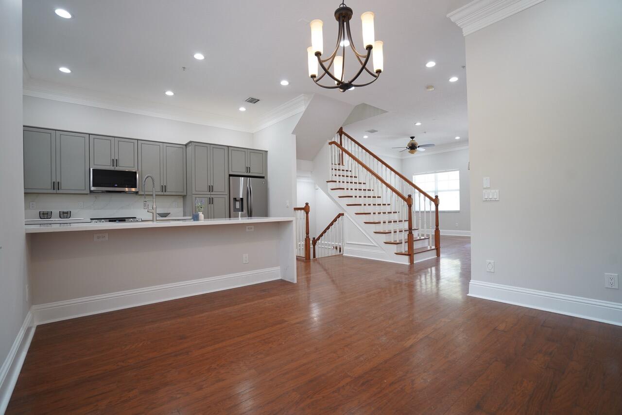 LATITUDE DELRAY - Residential Lease