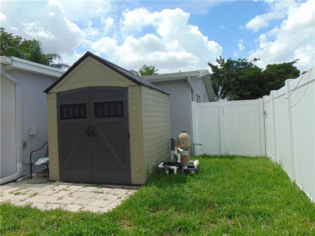 Oriole-Margate Sec 4 78-2 - Residential