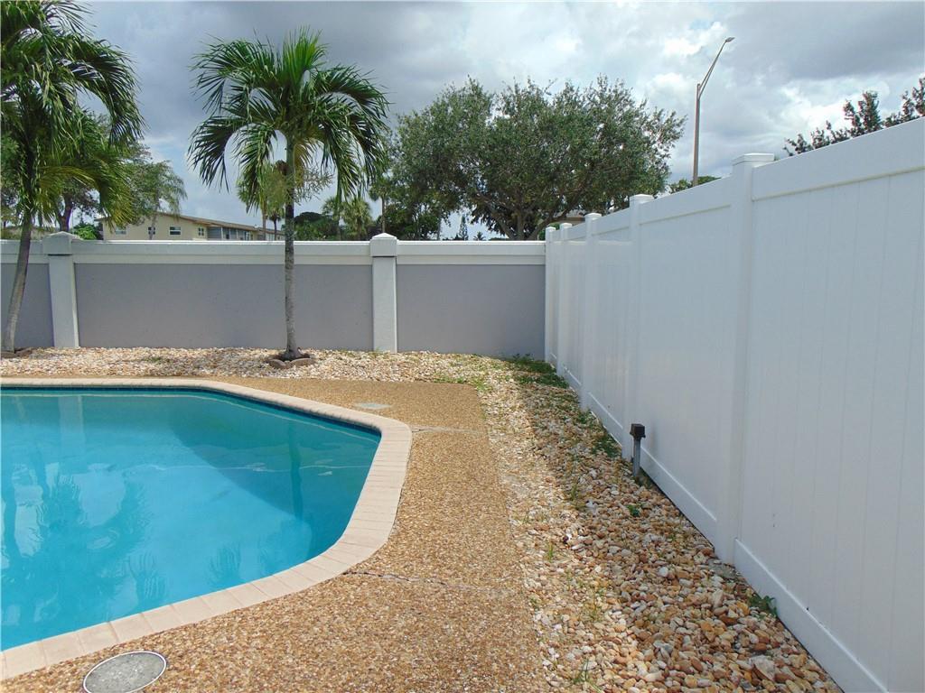 Oriole-Margate Sec 4 78-2 - Residential