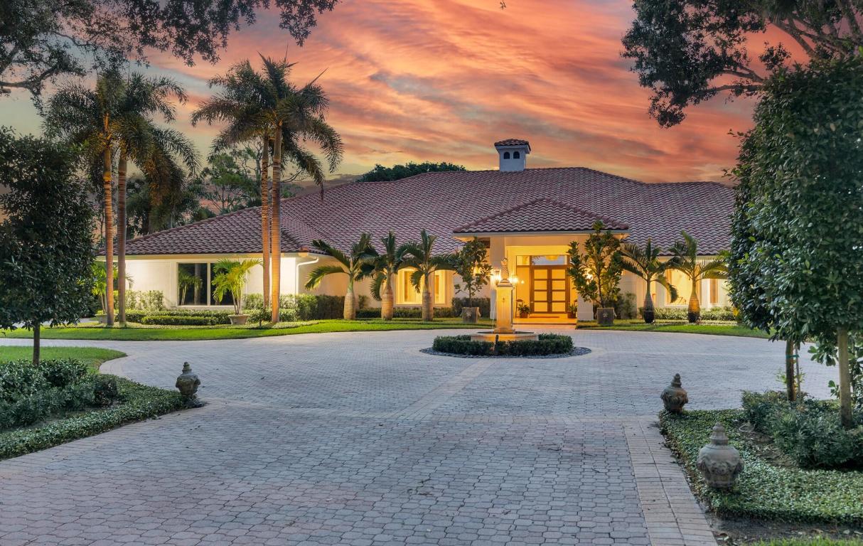 BREAKERS WEST - Residential