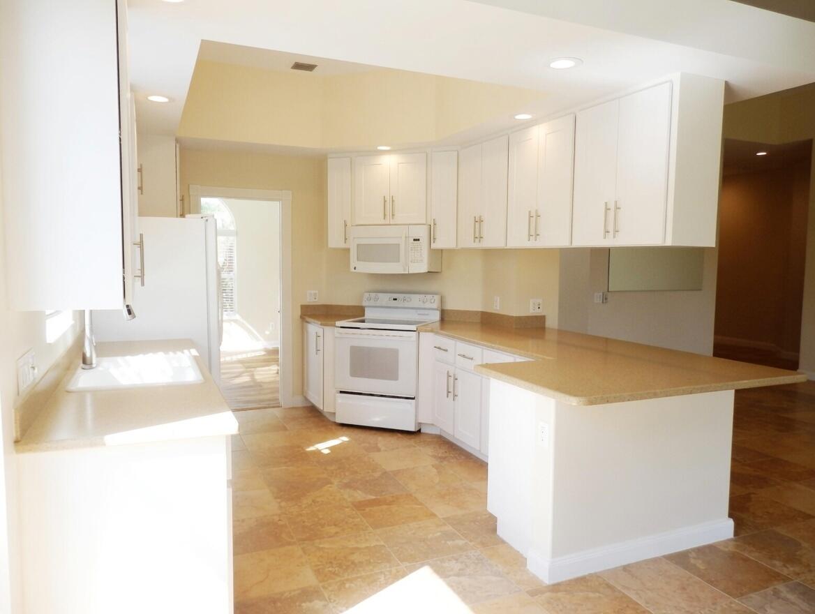 TRADITION PLAT NO 30 - Residential Lease
