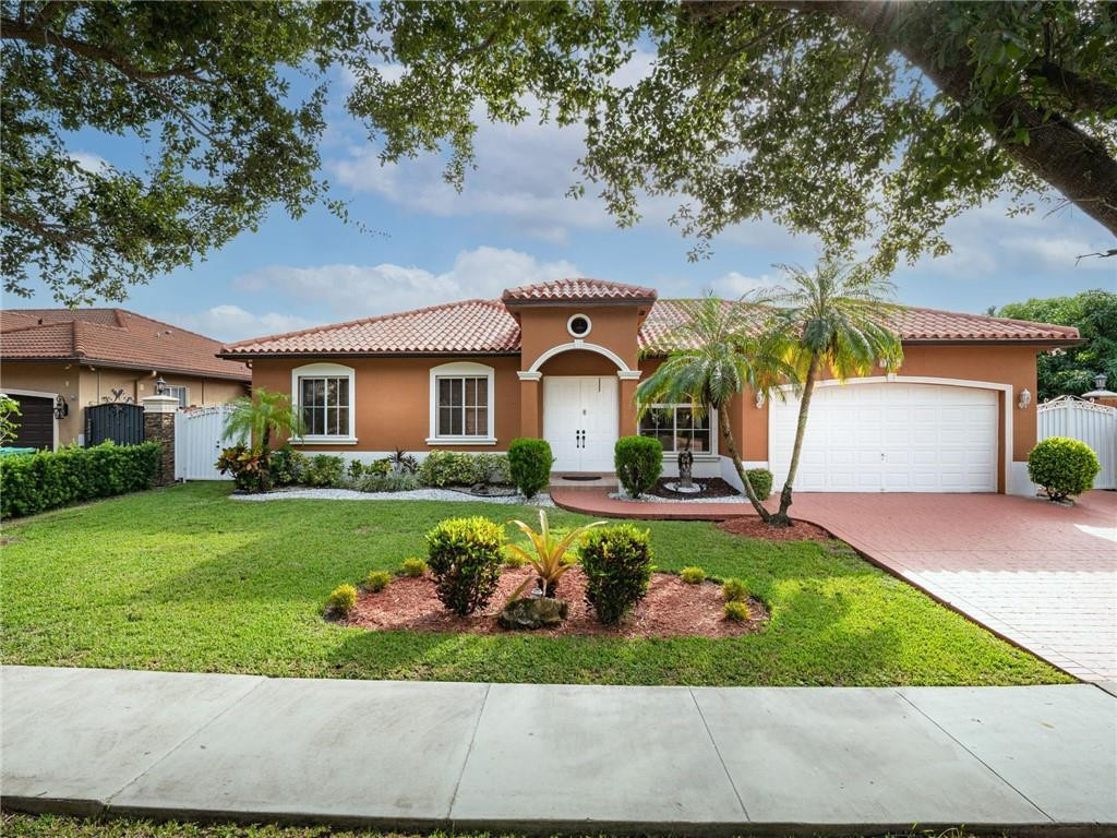 WEST LAKES ESTATES SUB - Residential