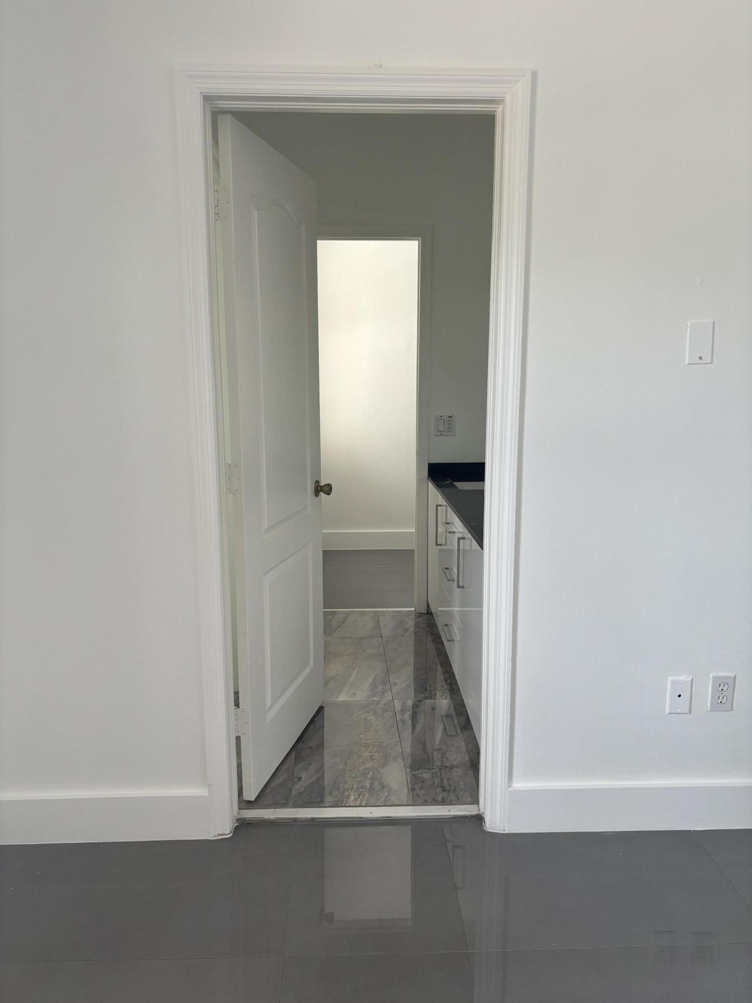 NEW RIVER ESTATES SEC 6 - Residential Lease