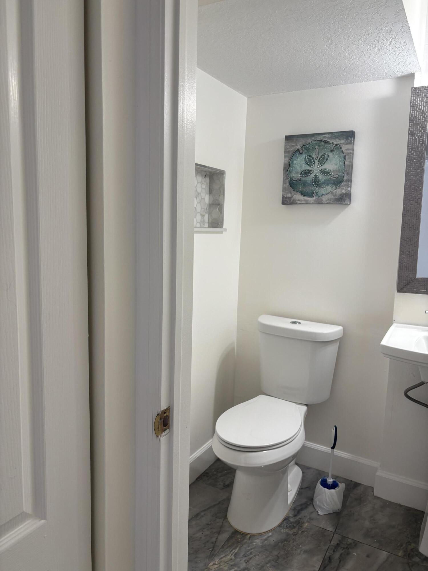 NEW RIVER ESTATES SEC 6 - Residential Lease