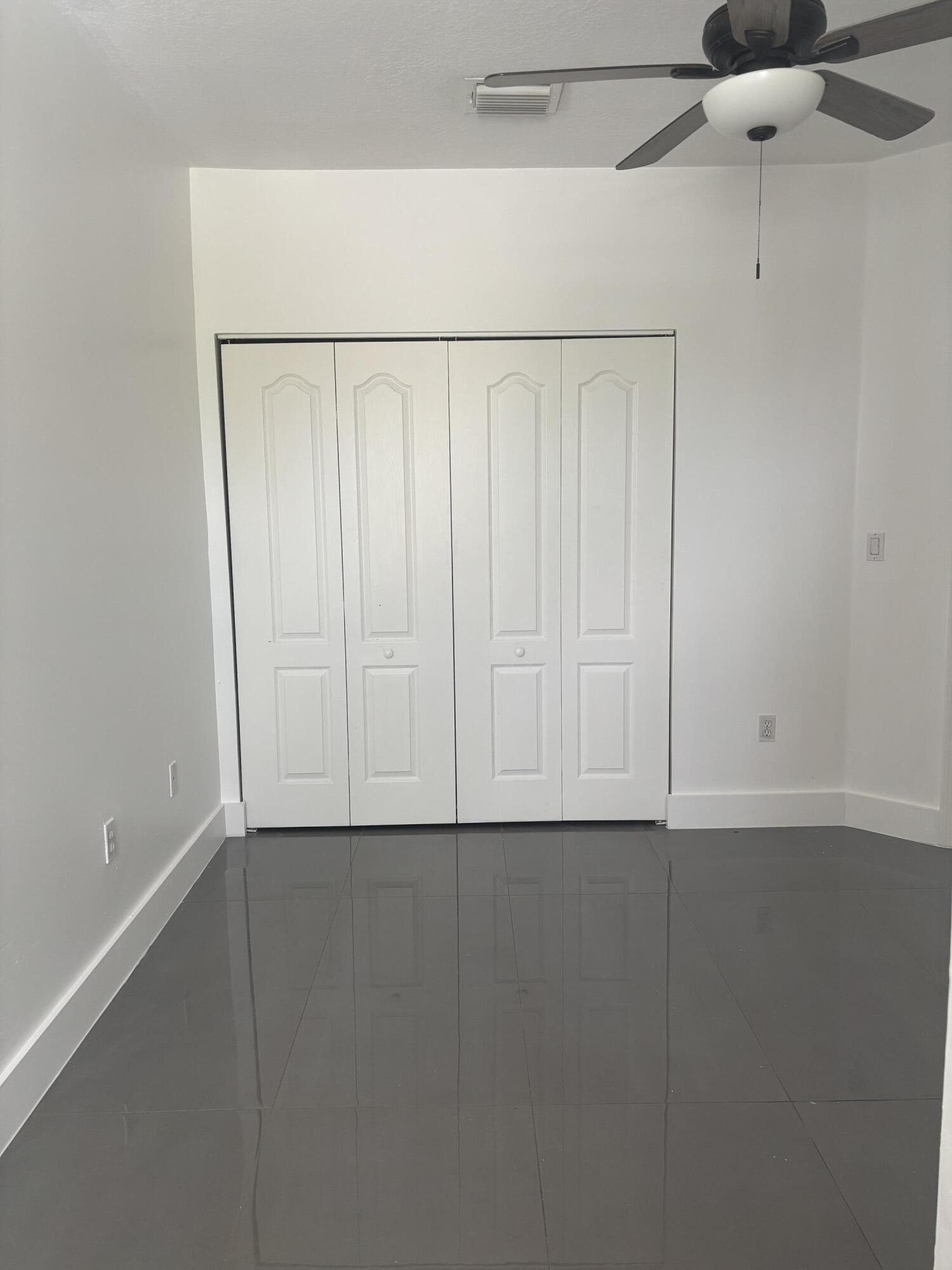 NEW RIVER ESTATES SEC 6 - Residential Lease