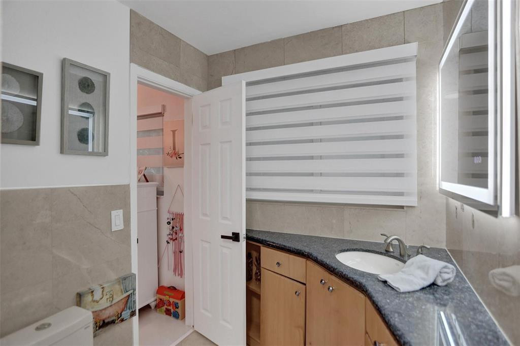 EASTERN SHORES - Residential