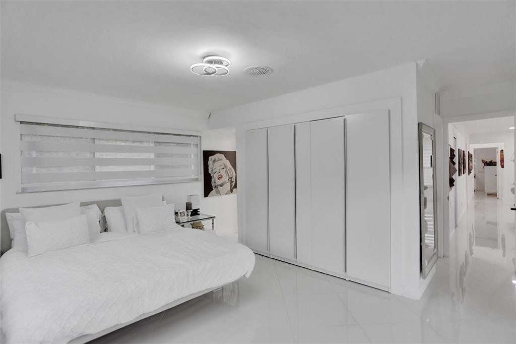 EASTERN SHORES - Residential