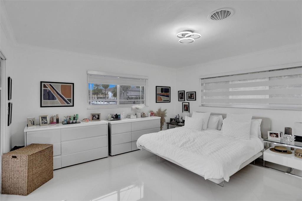 EASTERN SHORES - Residential