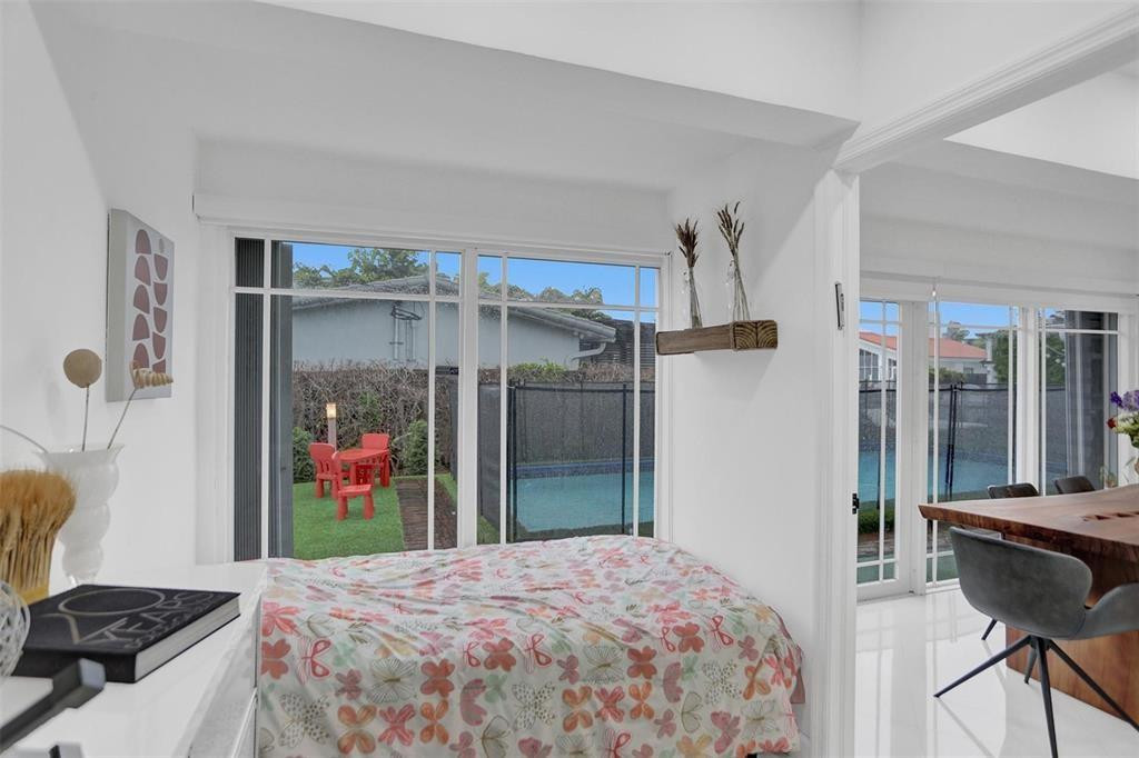 EASTERN SHORES - Residential