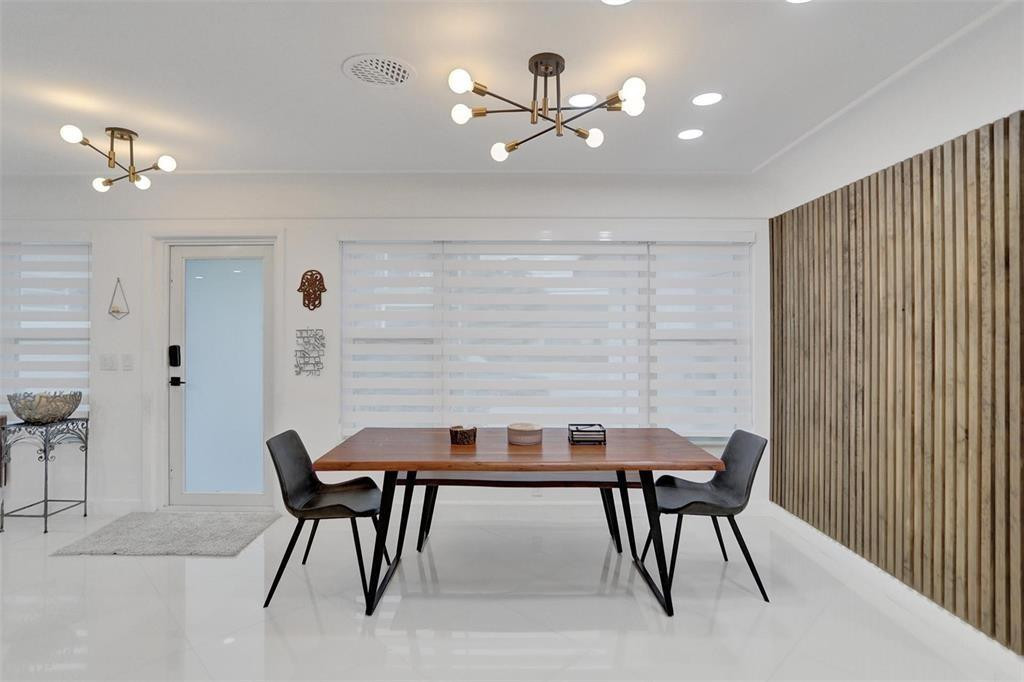 EASTERN SHORES - Residential