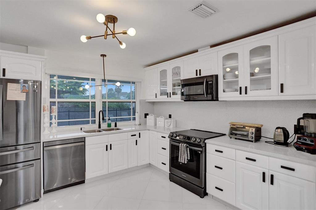 EASTERN SHORES - Residential