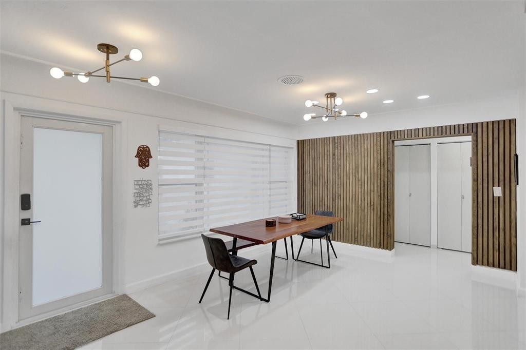 EASTERN SHORES - Residential