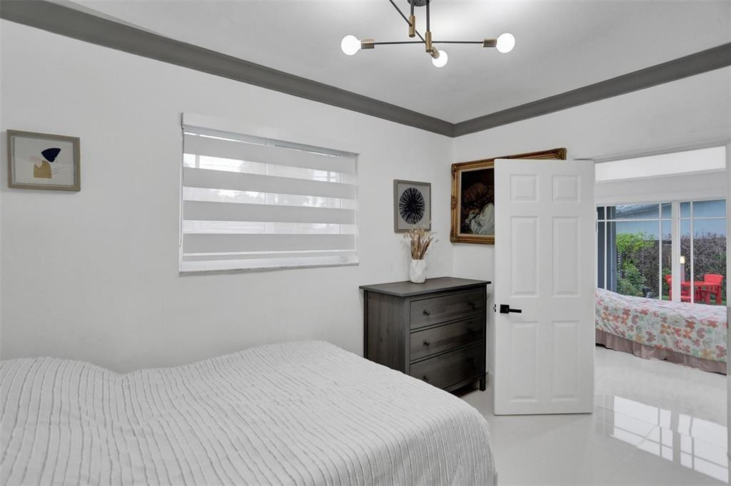 EASTERN SHORES - Residential