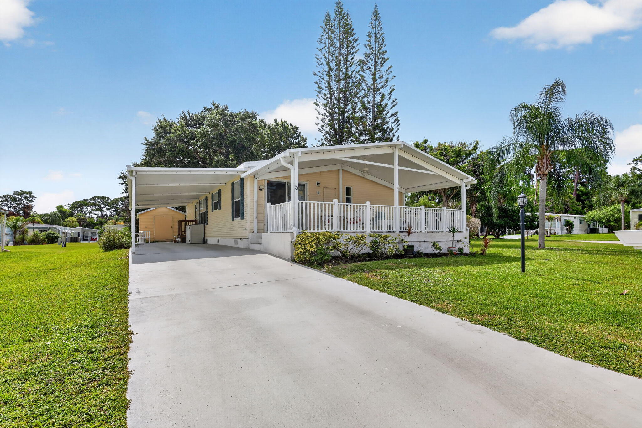 Spanish Lakes Golf Village - Residential