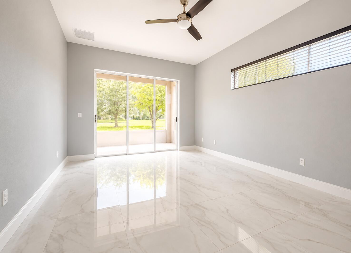 PALM LAKES GARDENS - Residential