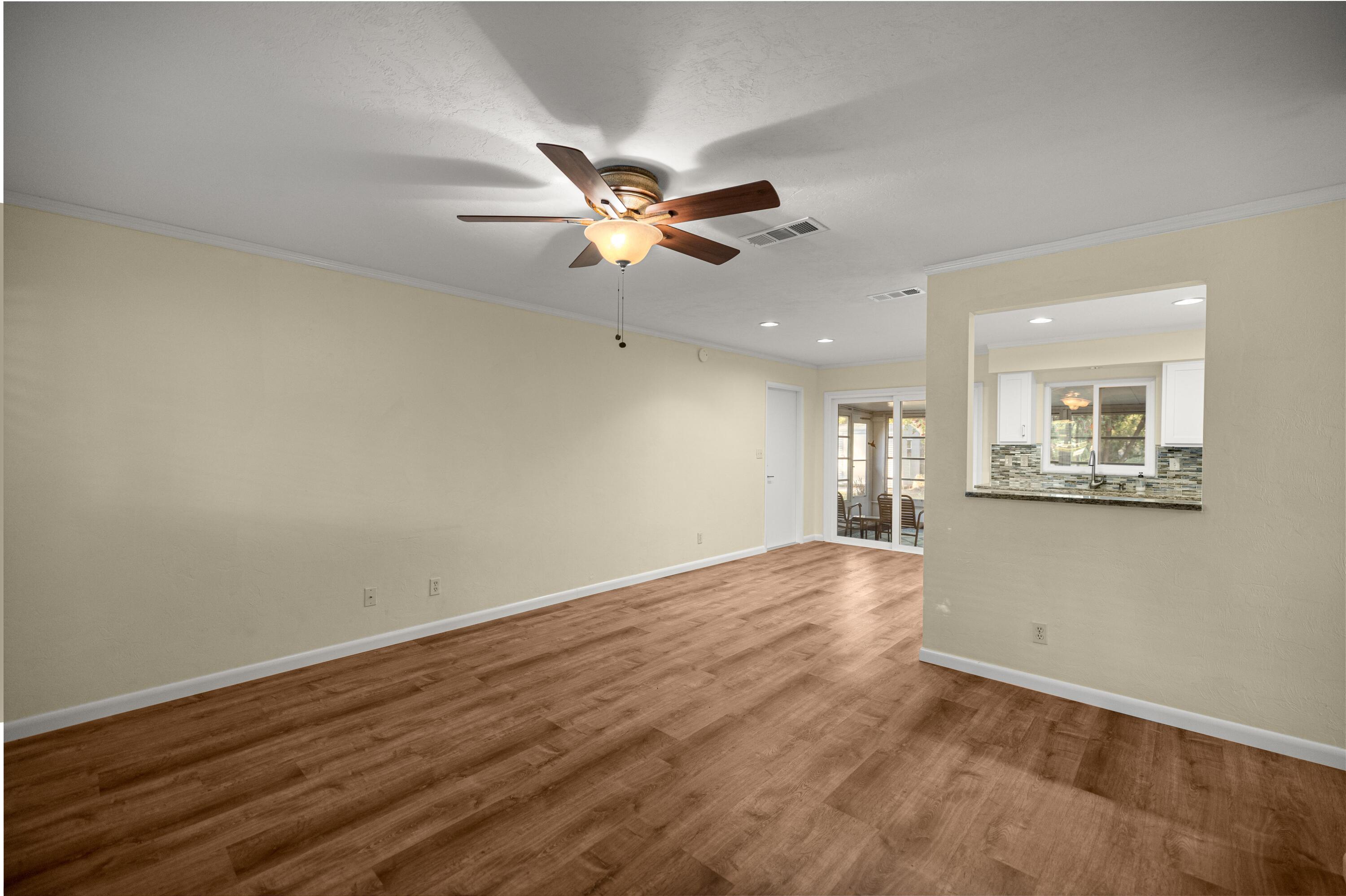 TIMBERBROOKE - Residential